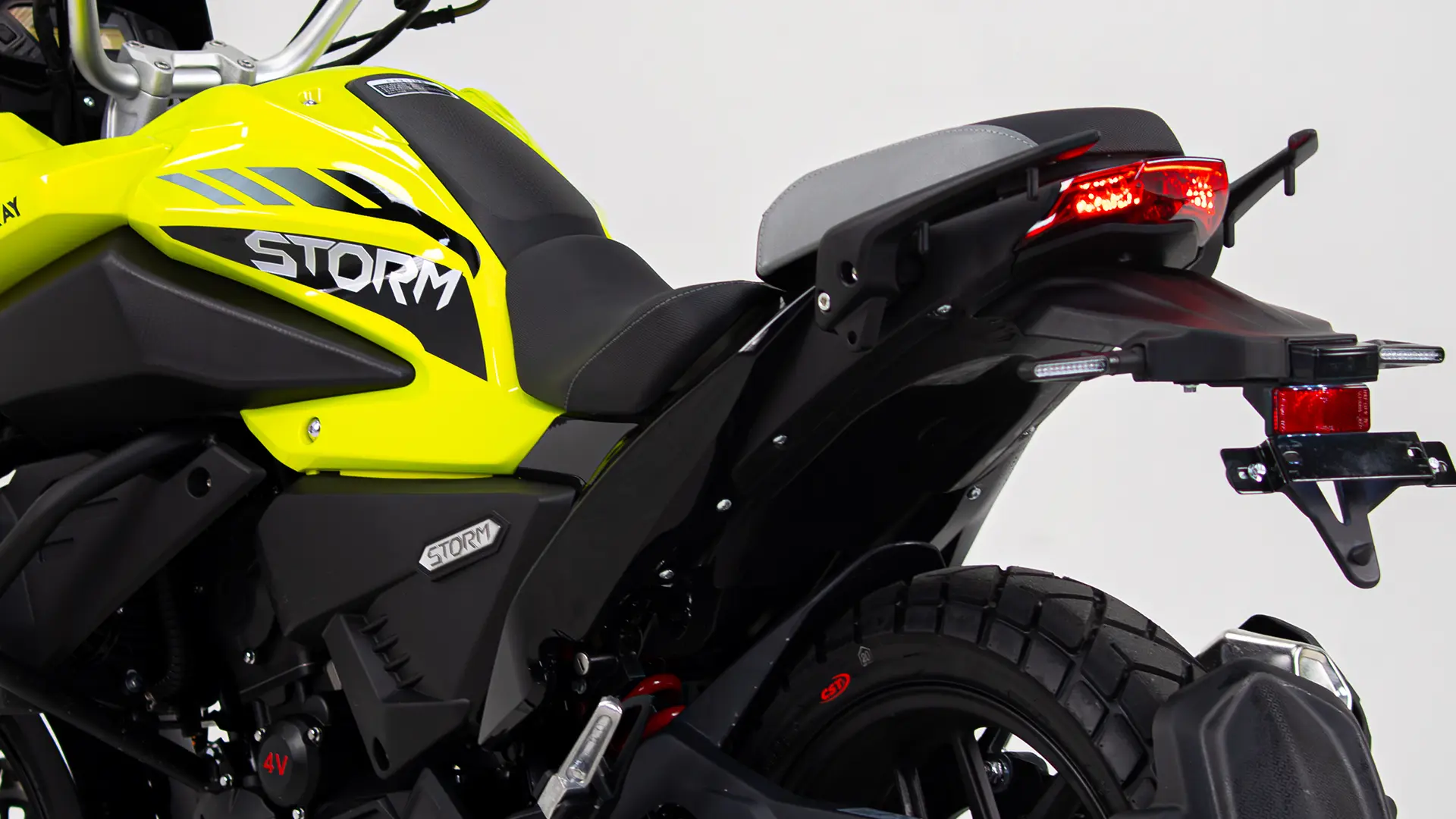 Peso e Ergonomia — STORM 200 EFI